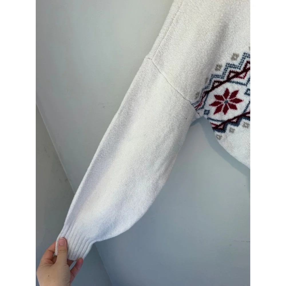Hollister Women Cream Fair Isle Snowflake Cropped Mock Neck Sweater Small 2014
